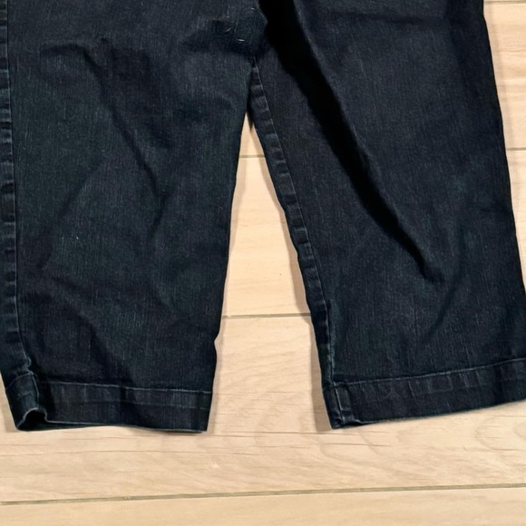 Women's Black capri Jeans size 12 - Picture 5 of 5